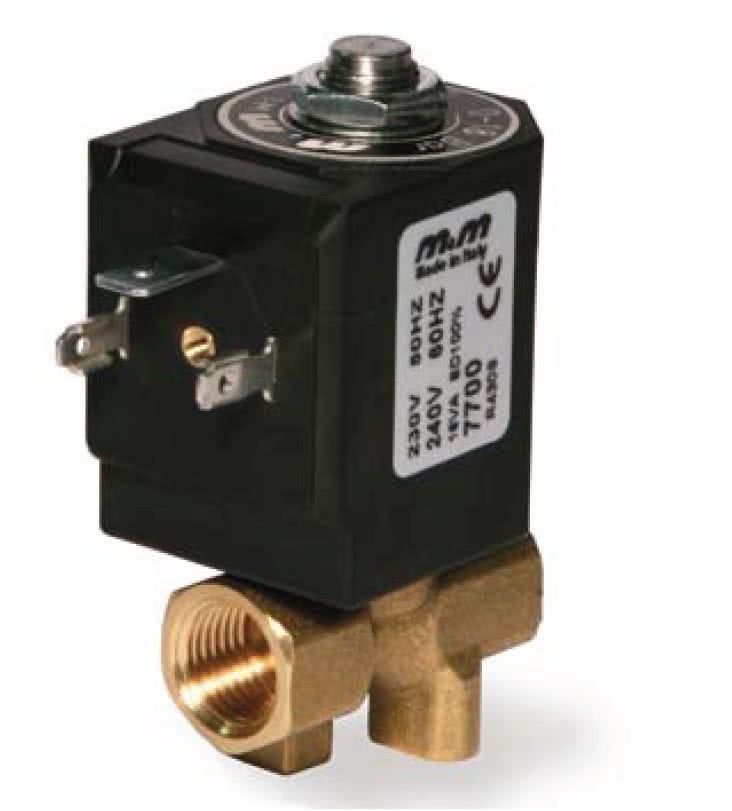 2-way solenoid valve, G 1/4 ", brass, normally closed, directly controlled